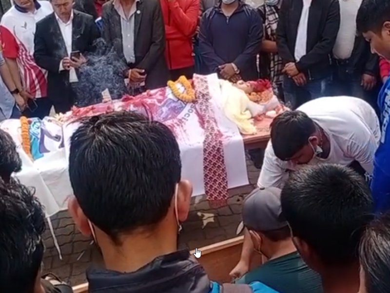 सञ्जु चौधरीको शव अन्तिम संस्कारको लागि नेपालगञ्ज लगिँदै